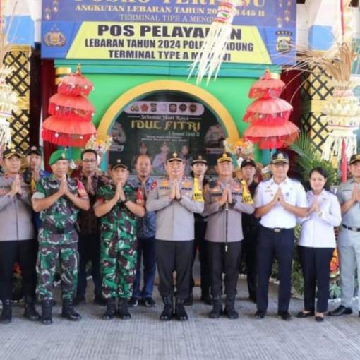 Kapolres AKBP Teguh Priyo Wasono Dampingi Wakapolda Bali Cek Pos Pelayanan Ops Ketupat Tahun 2024